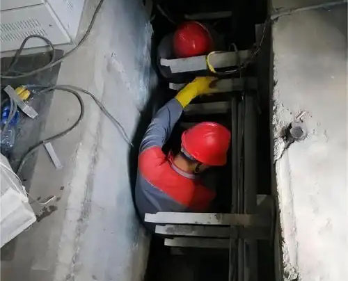 侨乡街道开发区电缆沟堵漏